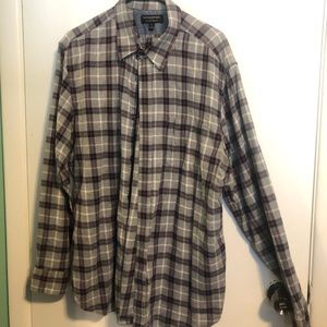 Banana Republic XL Plaid collared dress shirt